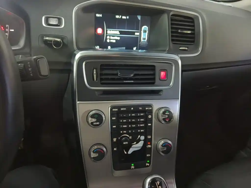 Volvo S60 — миниатюра 13