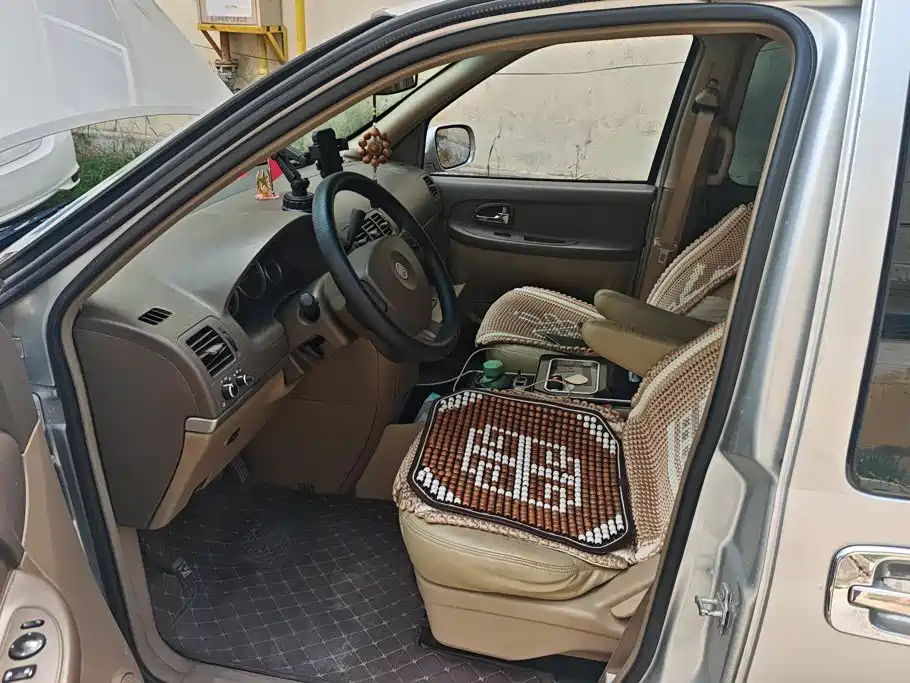 Buick GL8 — миниатюра 9