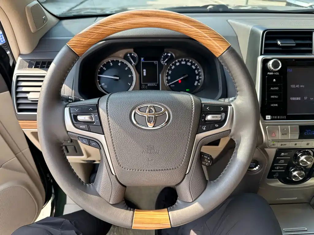 Toyota Prado — миниатюра 7