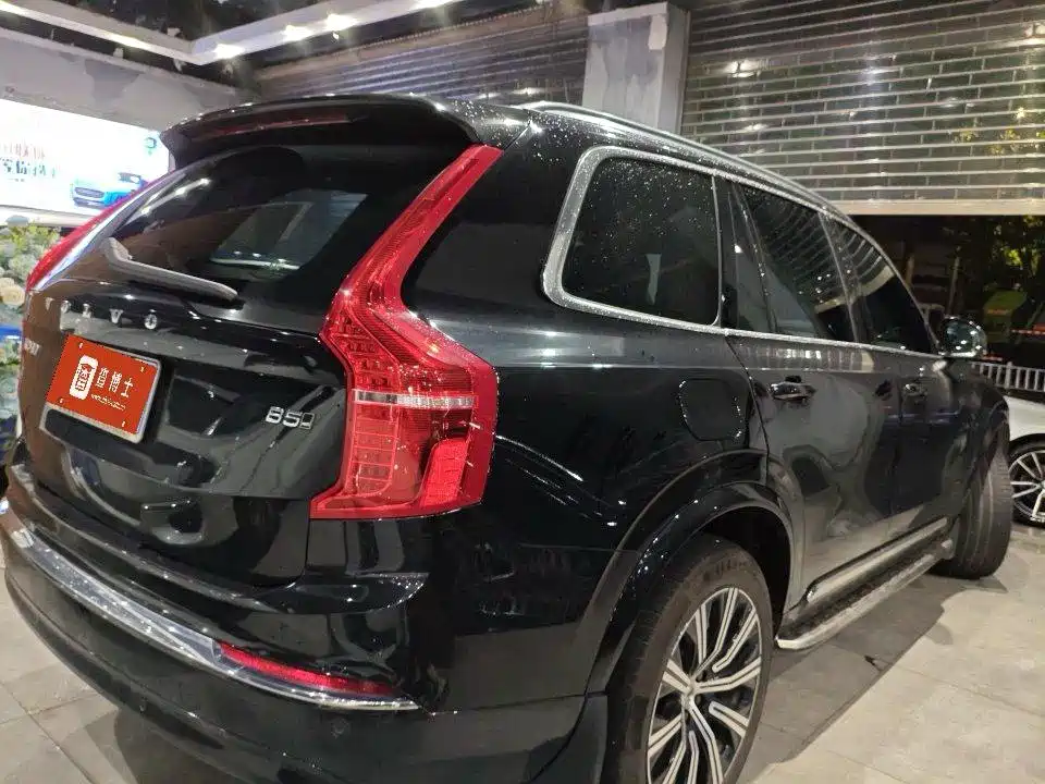 Volvo XC90 — миниатюра 2