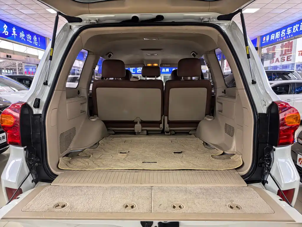 Toyota Land Cruiser — миниатюра 13