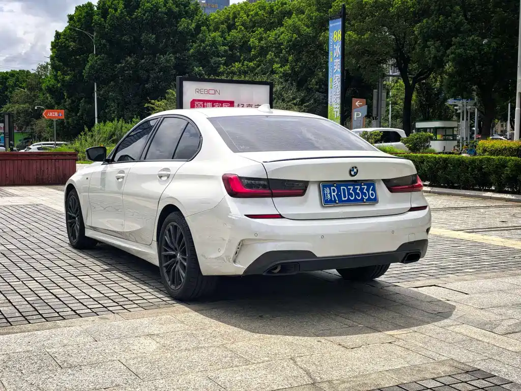 BMW 3 Series — миниатюра 6