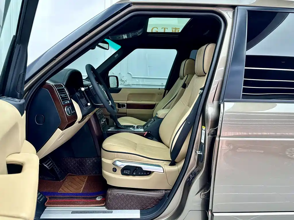 Land Rover Range Rover — миниатюра 6