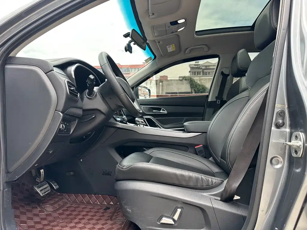 JAC X7 — миниатюра 7