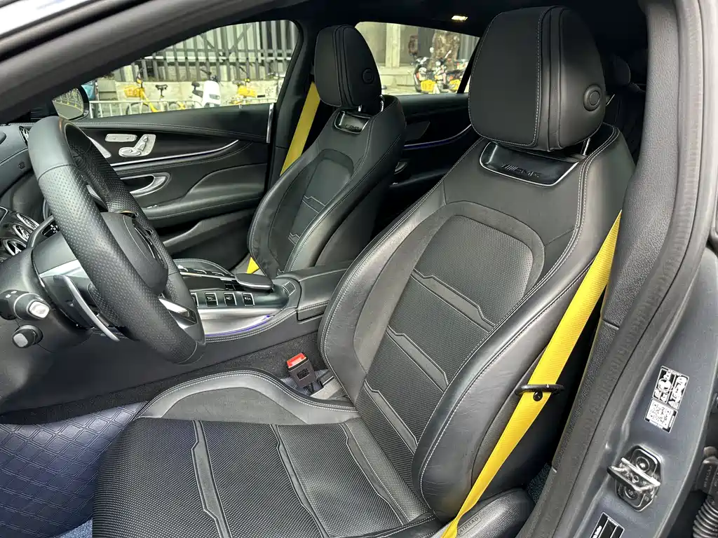 MERCEDES-BENZ AMG GT