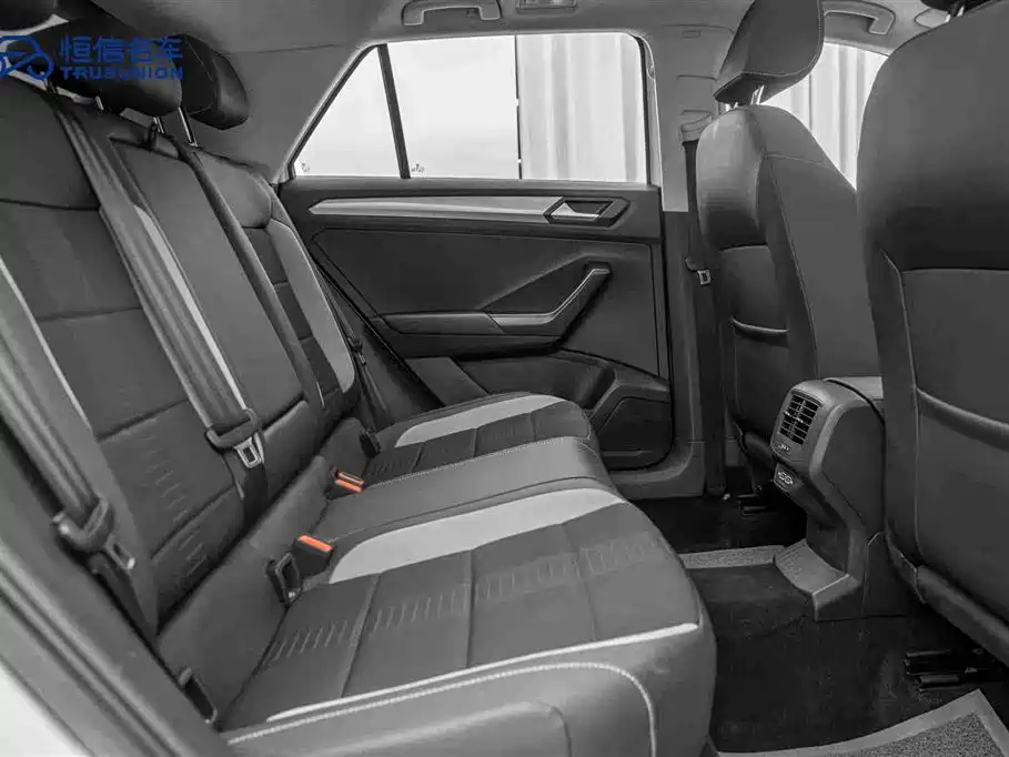 VOLKSWAGEN T ROC EXPLORING SONGS