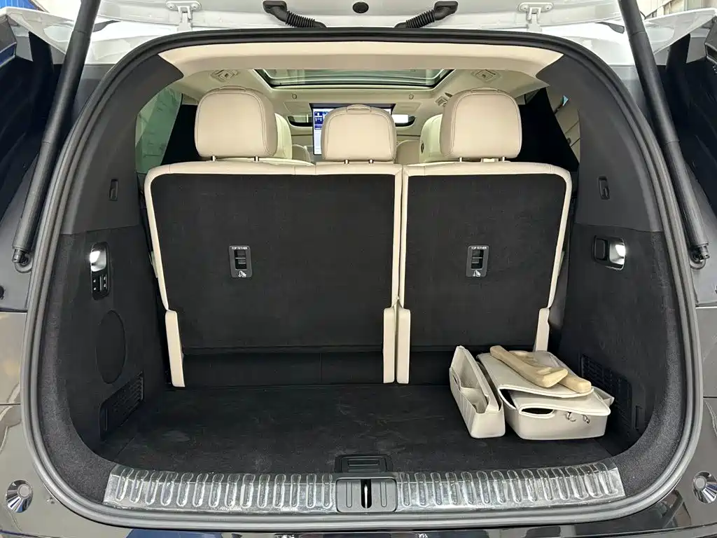 Li Auto Li MEGA — миниатюра 8