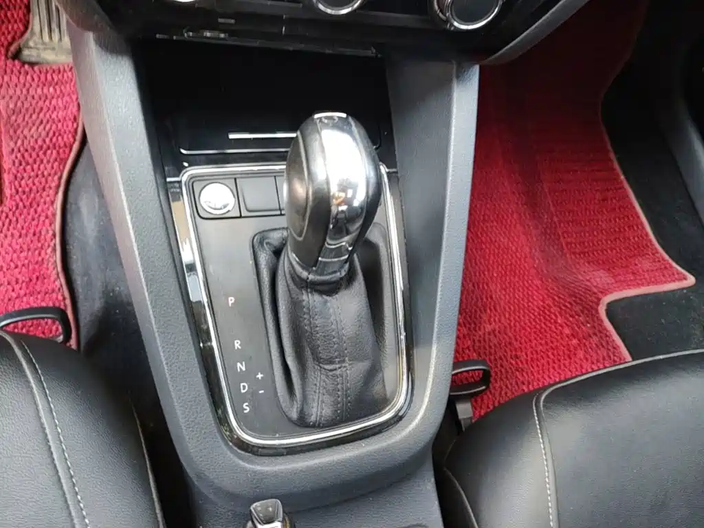 Volkswagen Sagitar — миниатюра 14