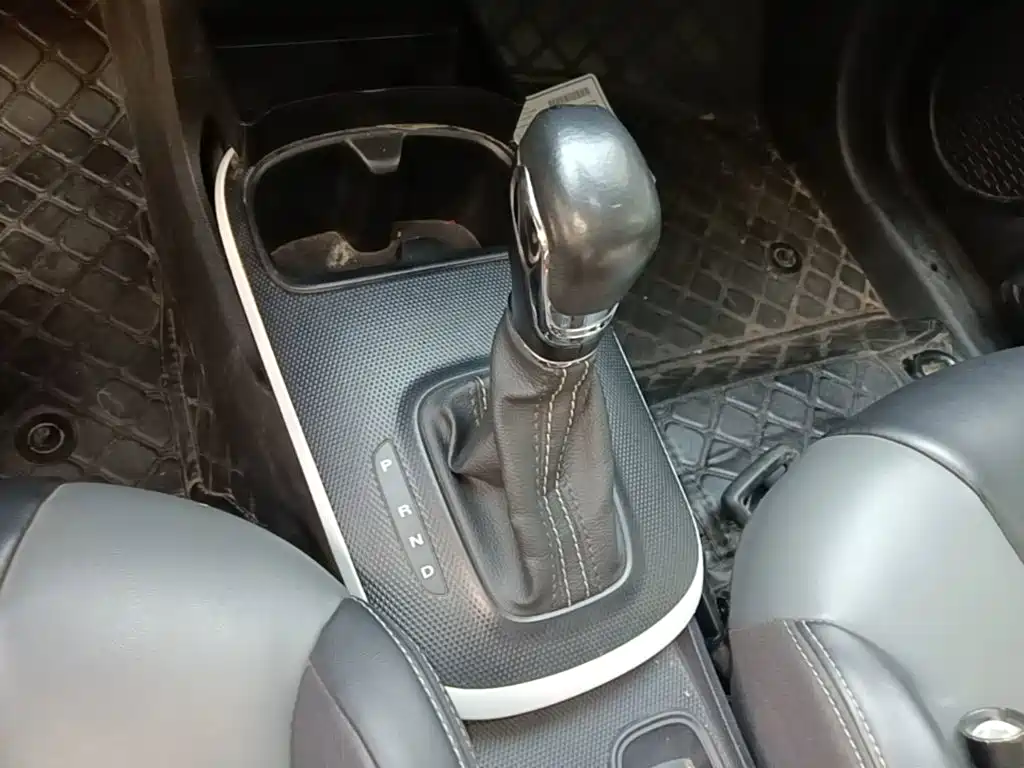 Roewe Clever — миниатюра 10