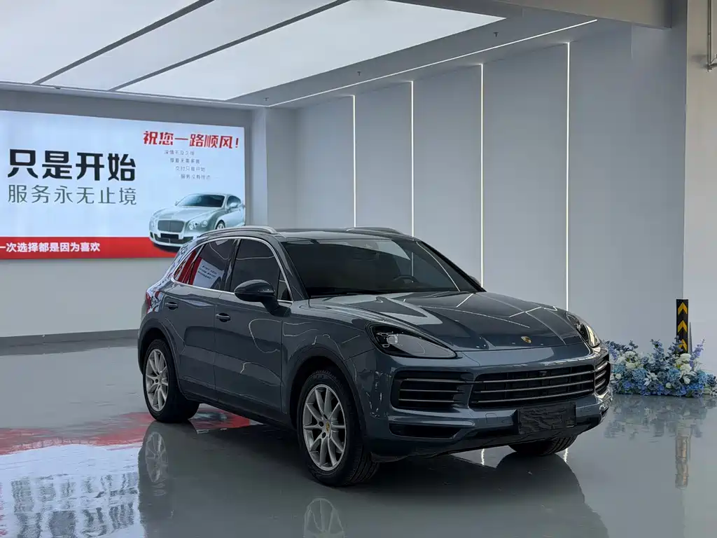 Porsche Cayenne — миниатюра 3