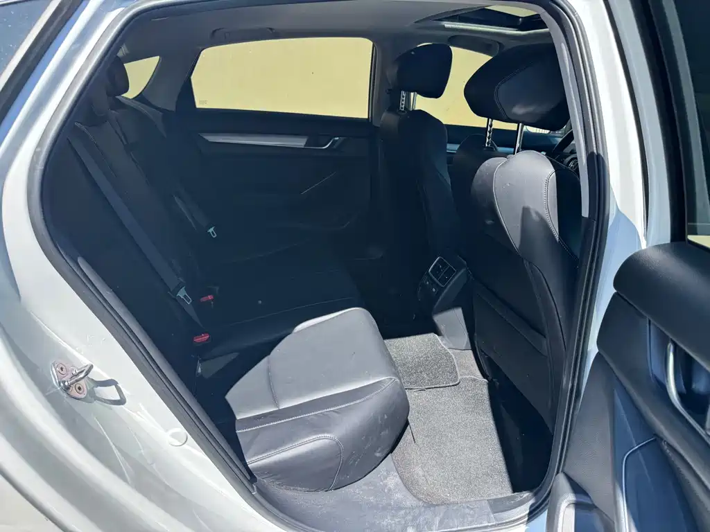 Honda Accord — миниатюра 23