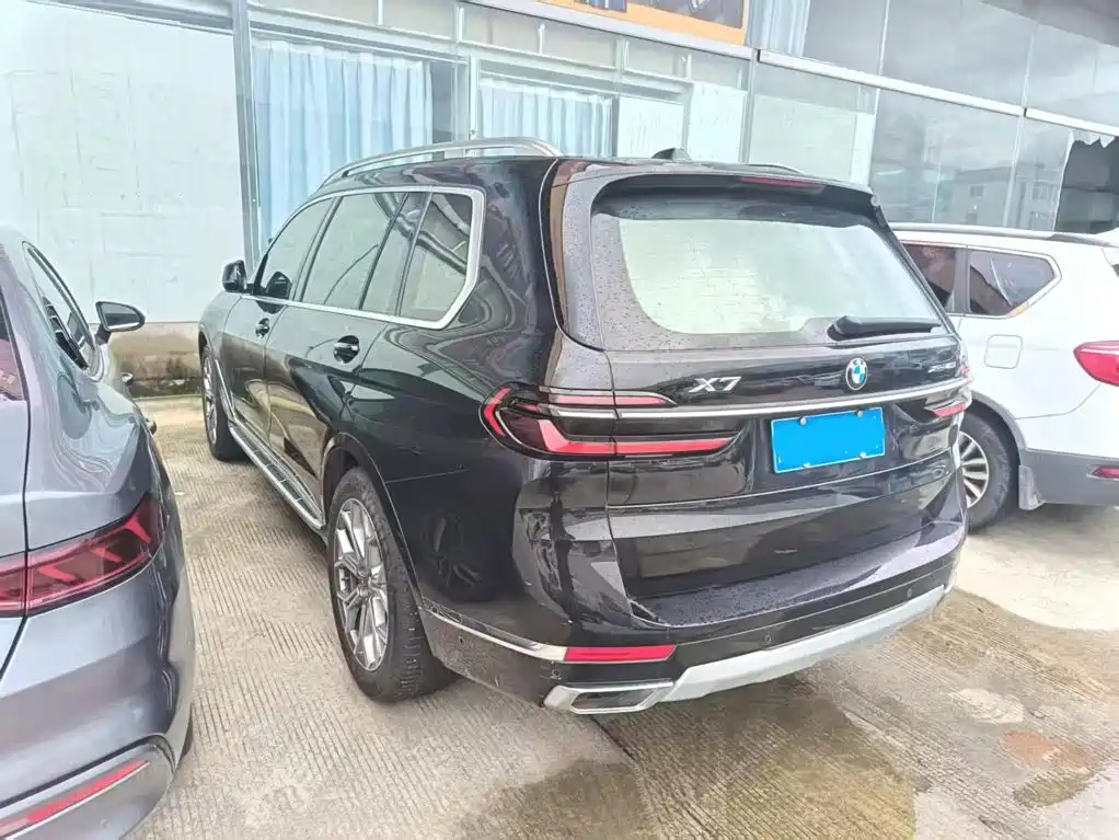 BMW X7 — миниатюра 3
