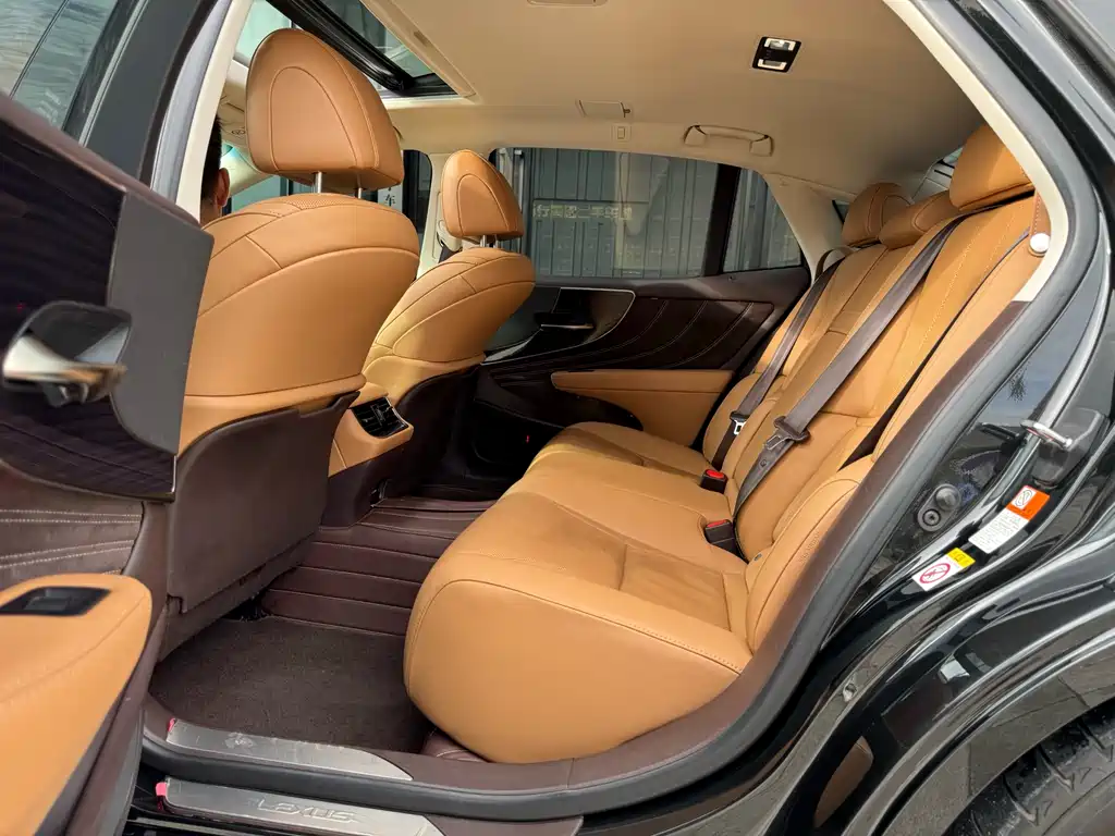 Lexus LS 2018 350 V