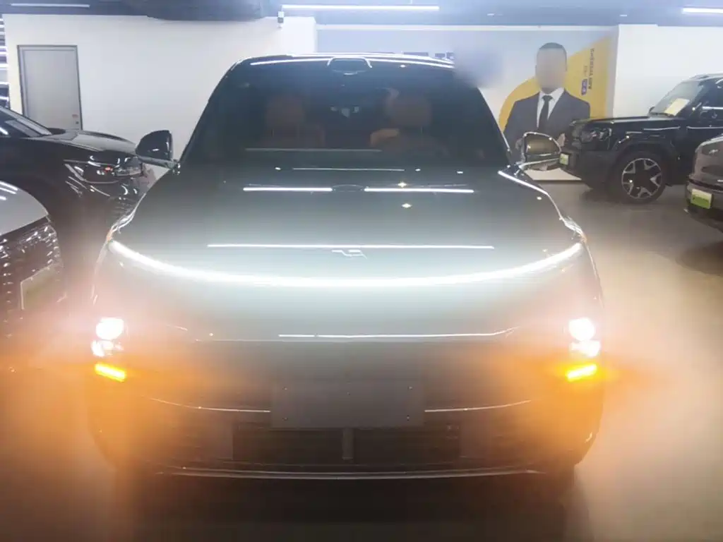 Li Auto Li L9 — миниатюра 3