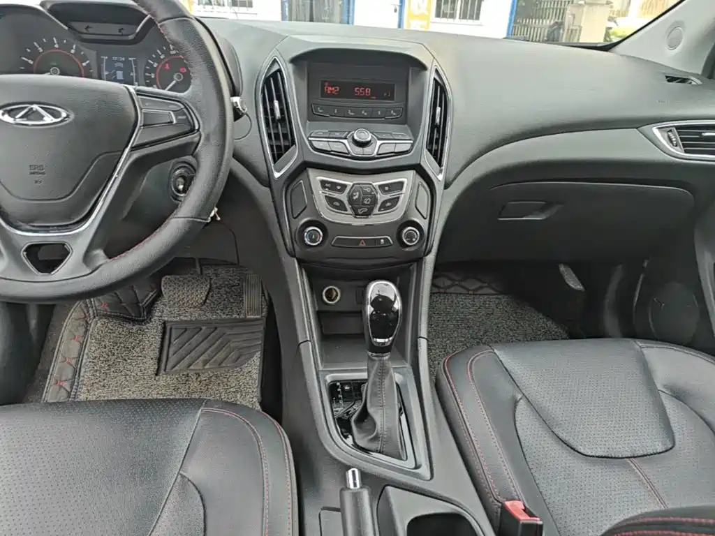 Chery Arrizo 5 — миниатюра 10