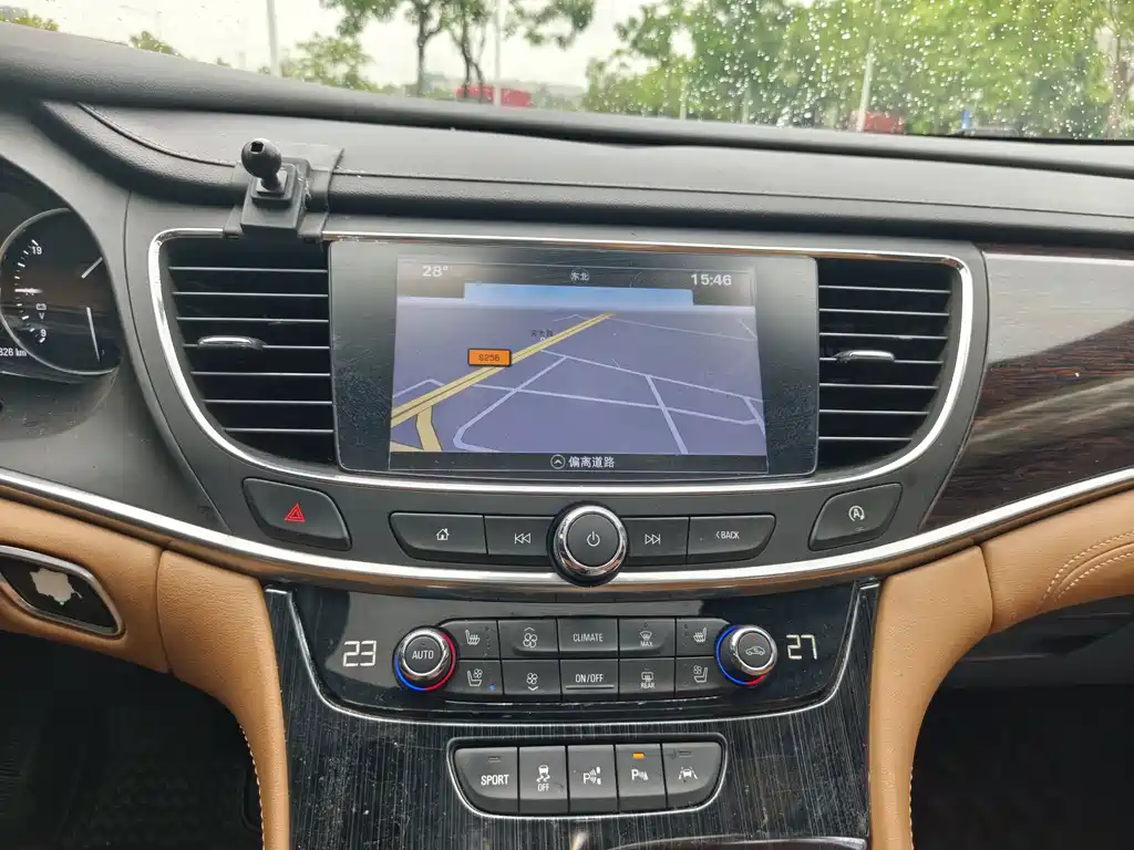 Buick LaCrosse — фотографии объявления, Фото 16