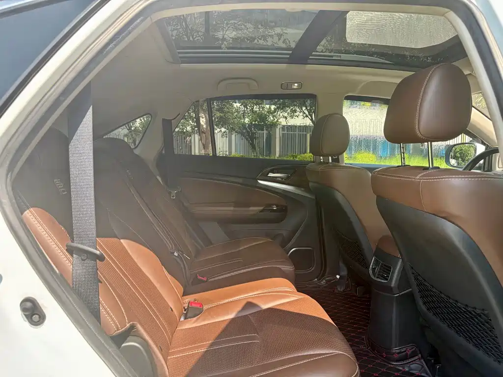 BYD Tang New Energy — миниатюра 11