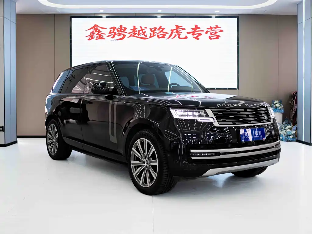Land Rover Range Rover 2024 3.0 L6 400PS Long Wheelbase