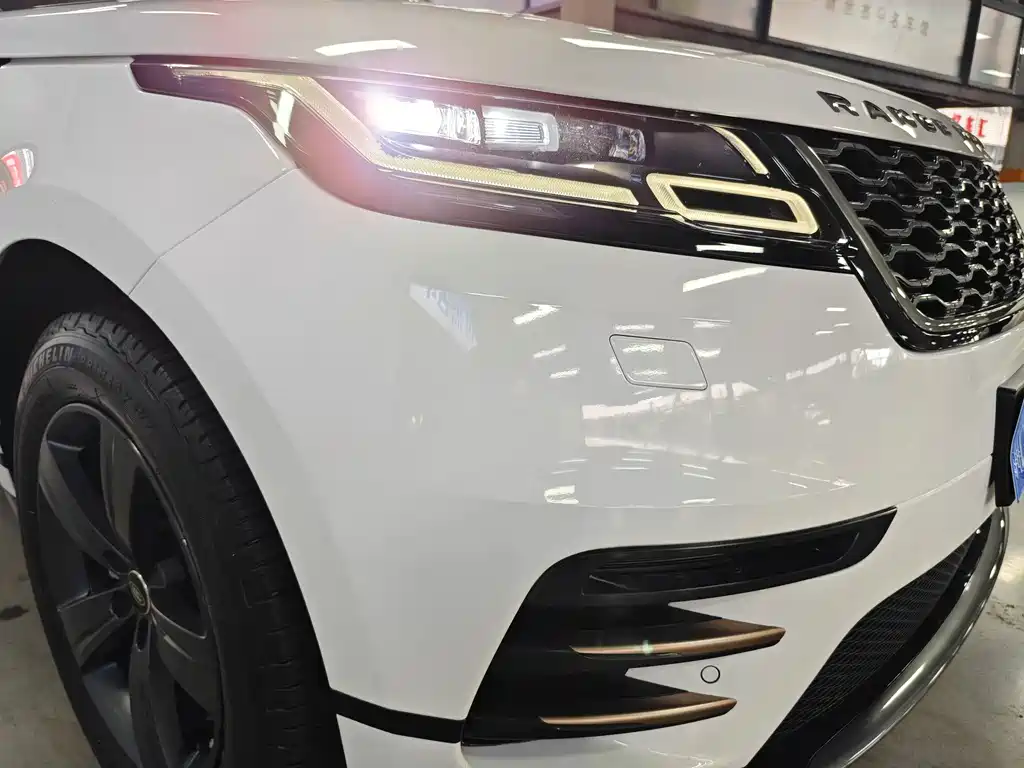 Land Rover Velar — миниатюра 11