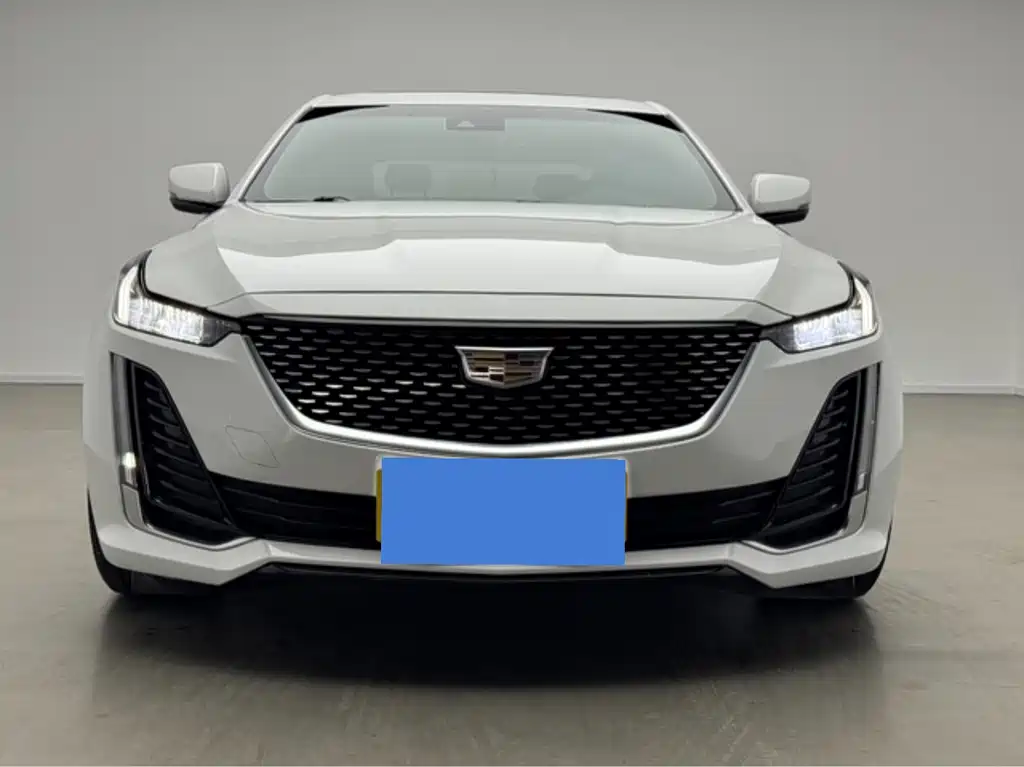 Cadillac CT5 — миниатюра 2