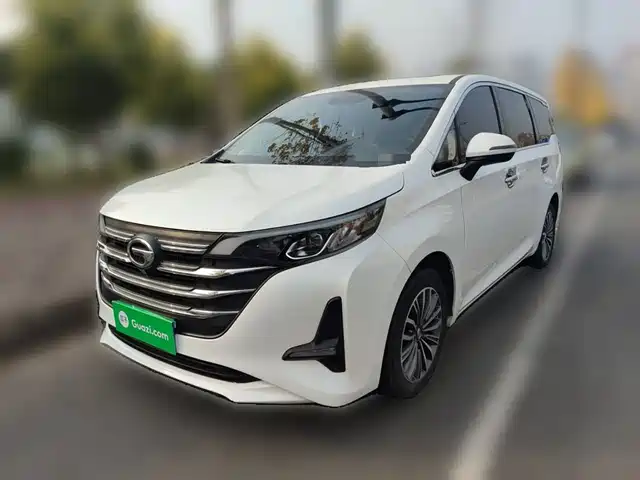GAC TRUMPCHI M6 2020