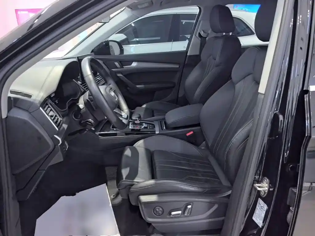 Audi Q5L — миниатюра 15