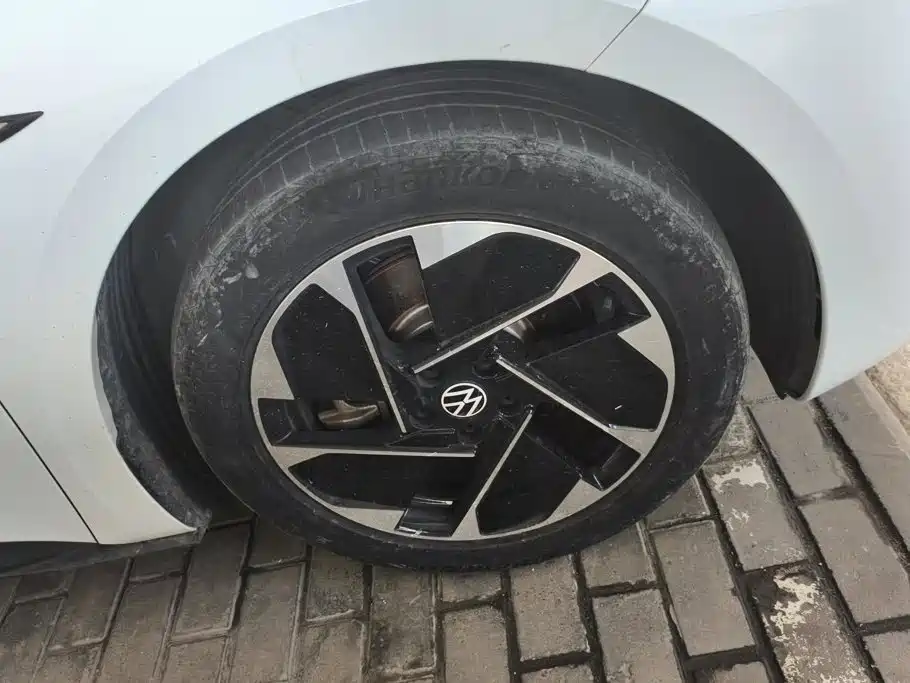 Volkswagen ID.3 — миниатюра 6