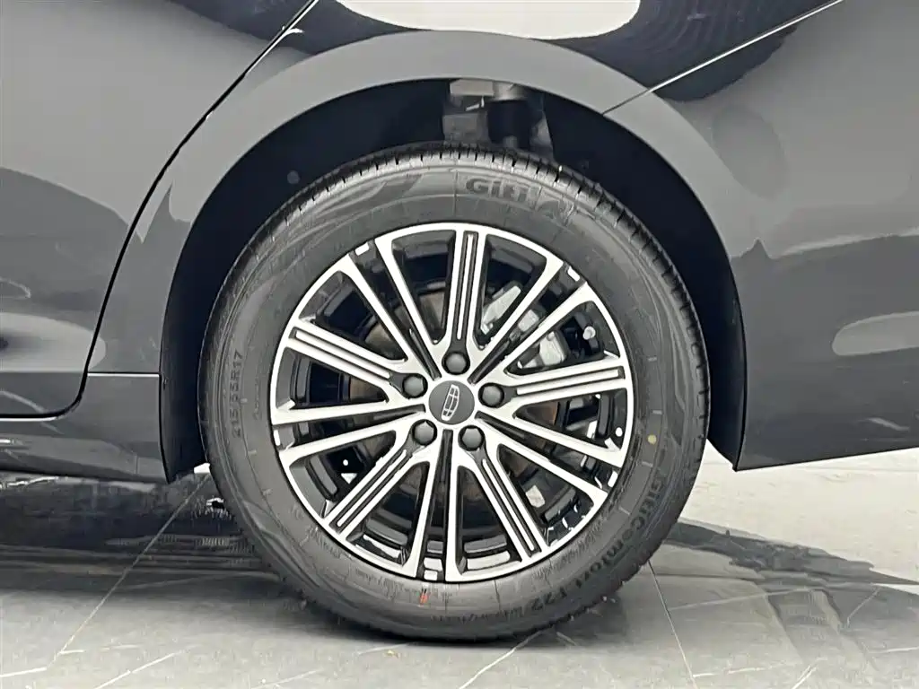 Geely Preface — фотографии объявления, Фото 24