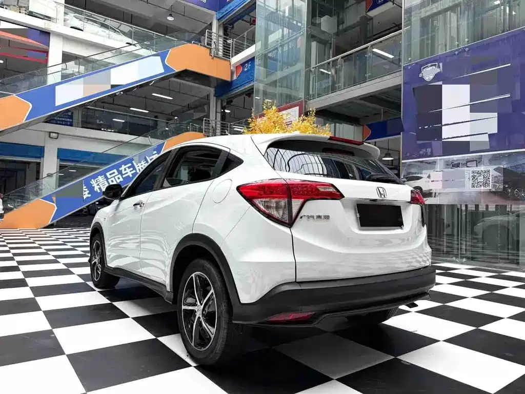 Honda Vezel — миниатюра 18