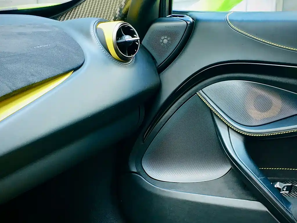 McLaren 720S — миниатюра 11