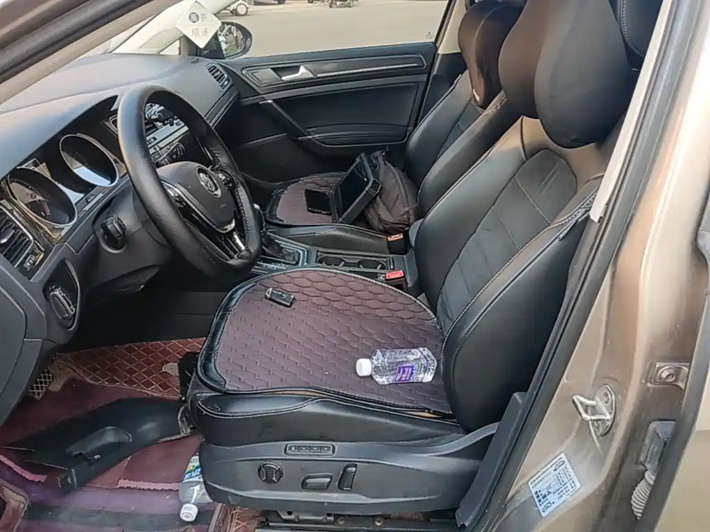 Volkswagen Golf — миниатюра 15