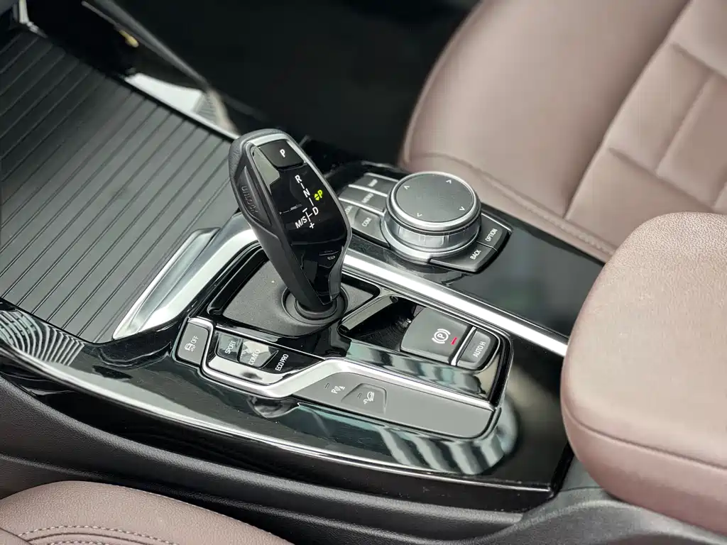 BMW X3 — миниатюра 8