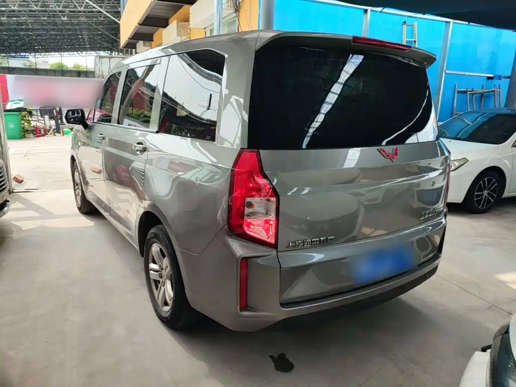 Wuling Hongguang PLUS — миниатюра 5