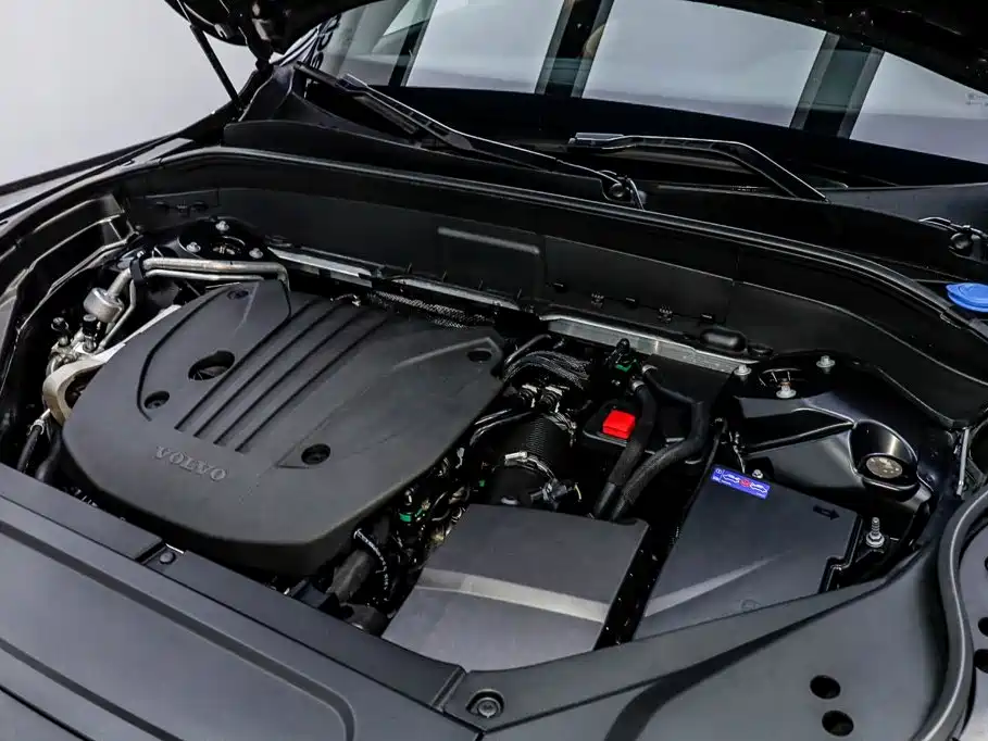 Volvo XC90 — миниатюра 33
