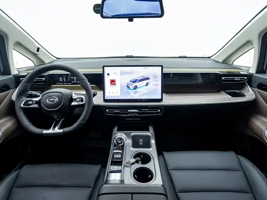 GAC Motor 传祺E8 PHEV — миниатюра 20