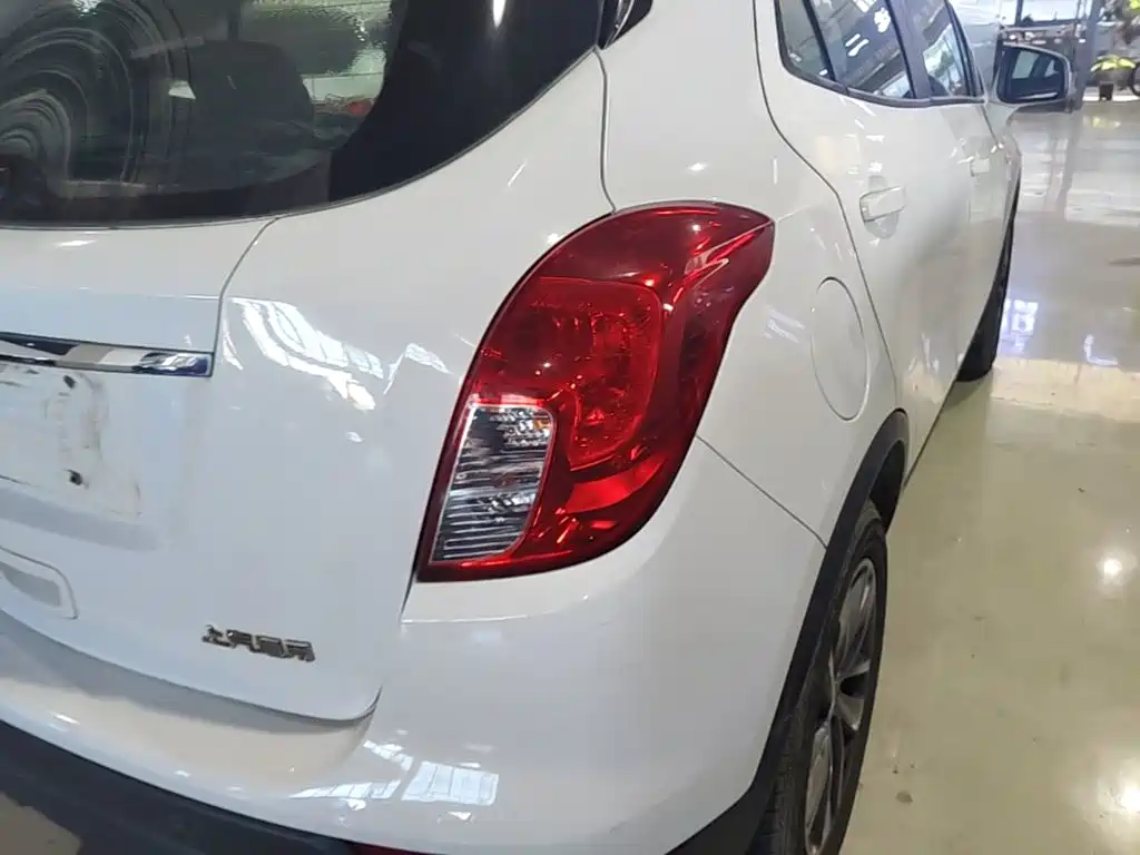 Buick Encore — миниатюра 8