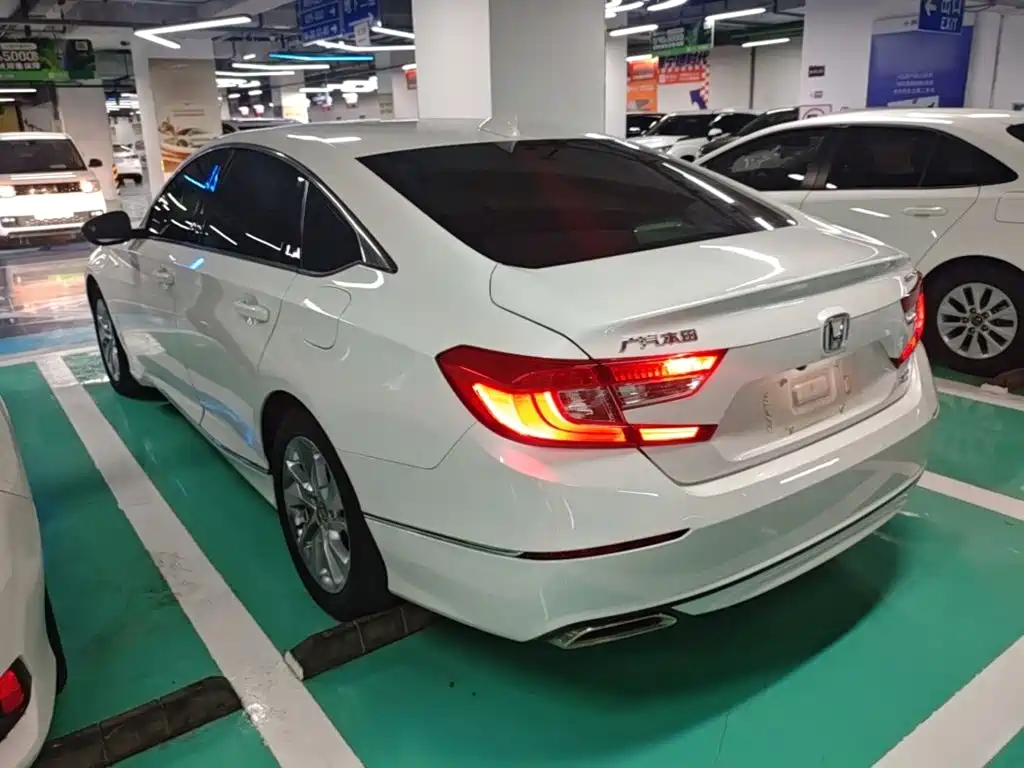 Honda Accord — миниатюра 5