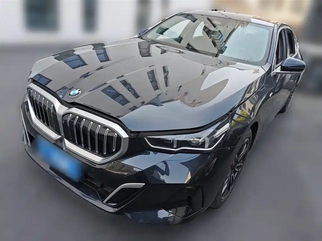 BMW 5 Series 2024