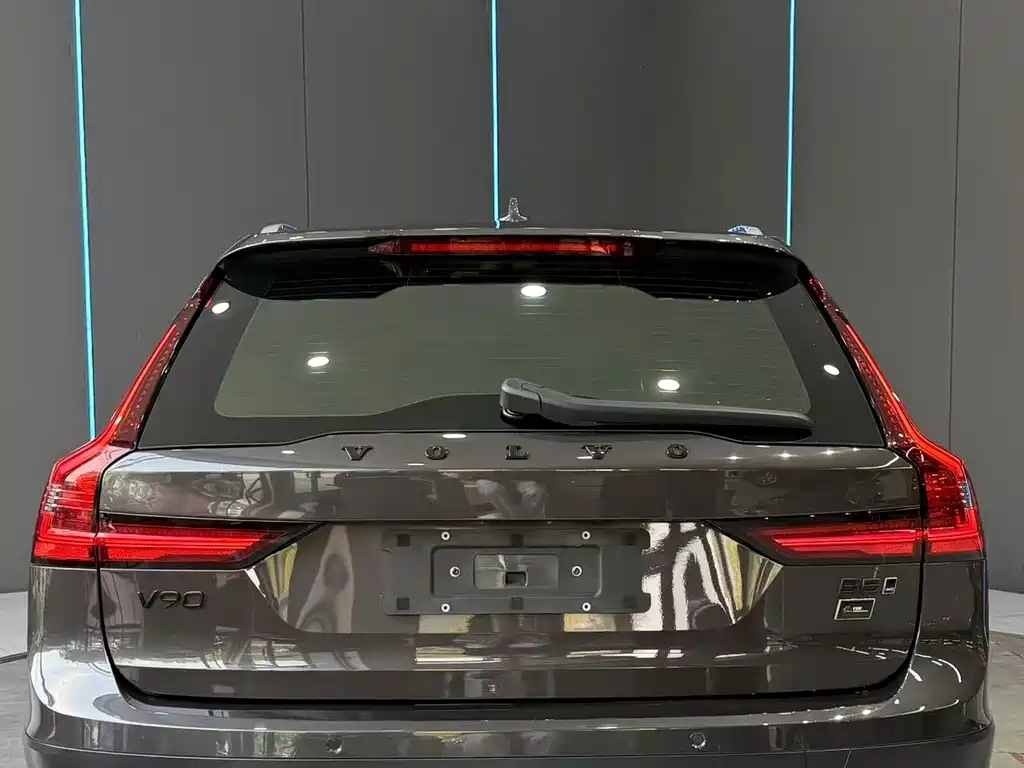 Volvo V90 — миниатюра 7