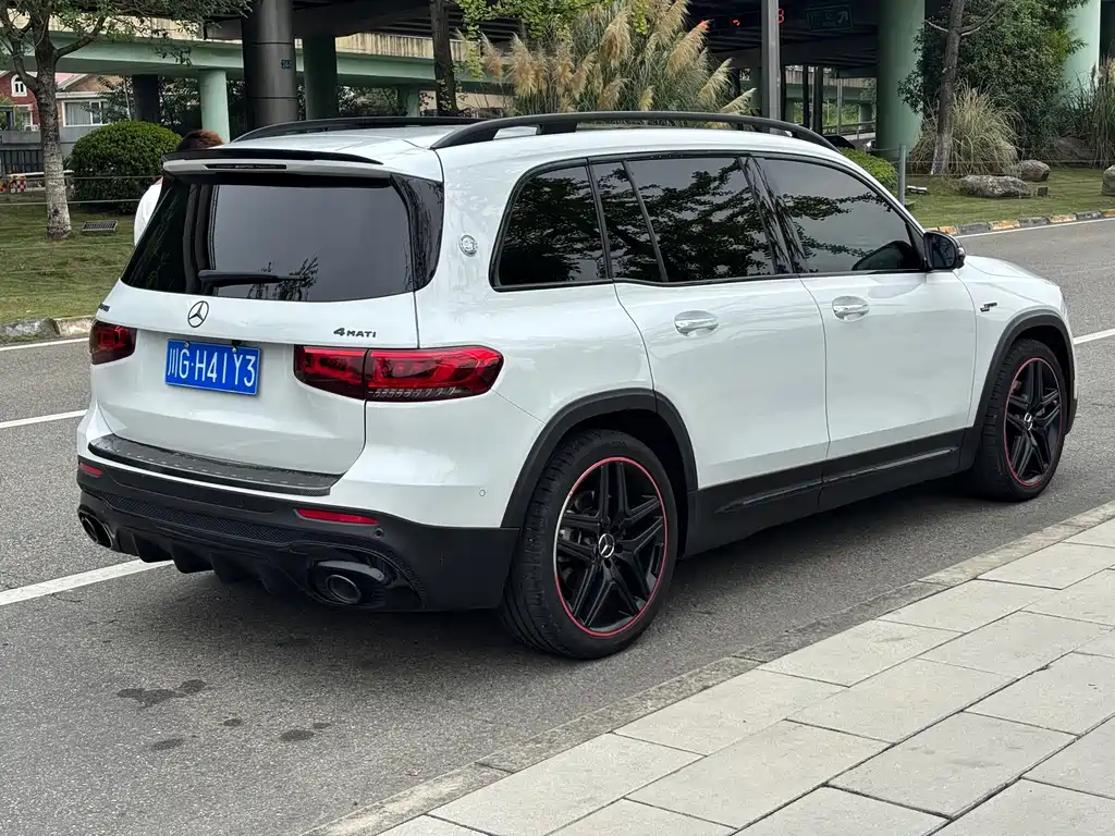 Mercedes-Benz GLB AMG — миниатюра 4