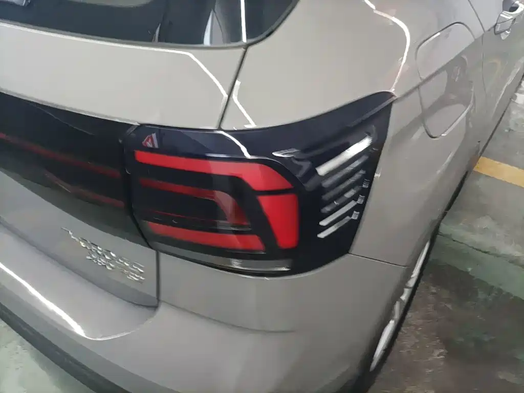 Volkswagen T-Cross — миниатюра 8