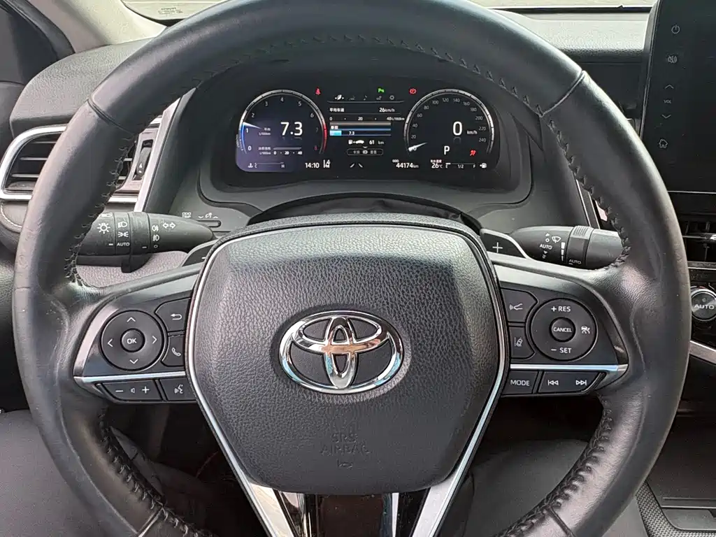 Toyota Camry 2021 2.5S