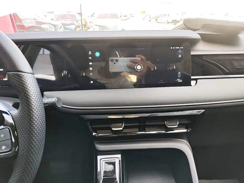 Roewe i5 — миниатюра 13