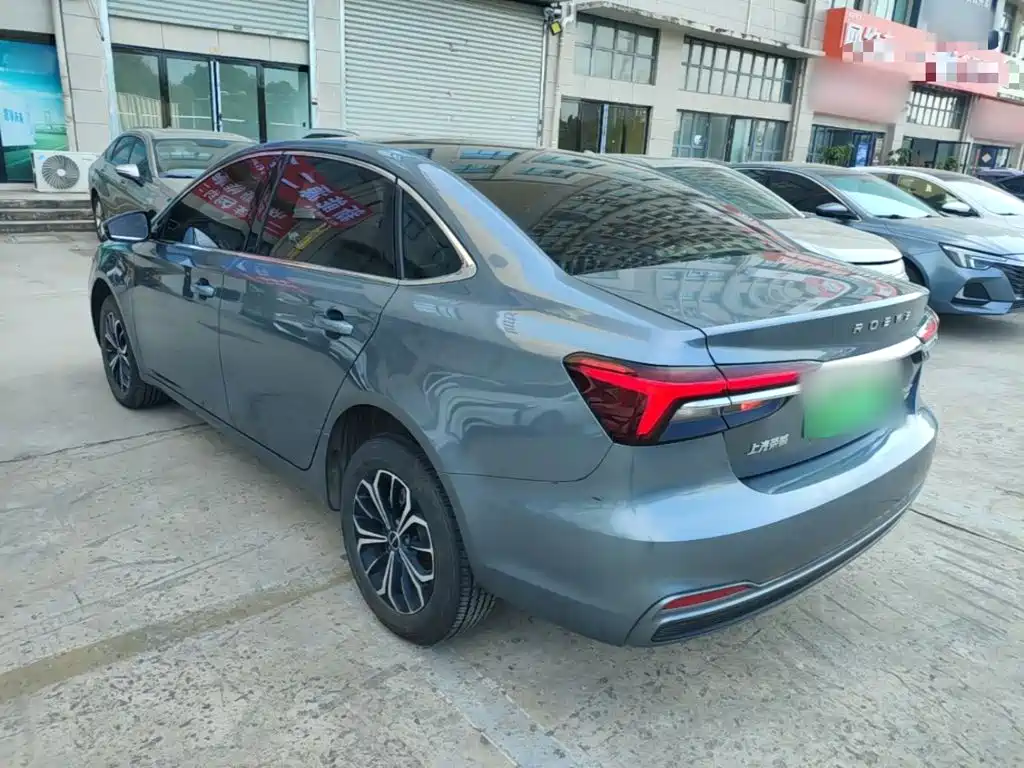 Roewe i6 MAX New Energy — миниатюра 5