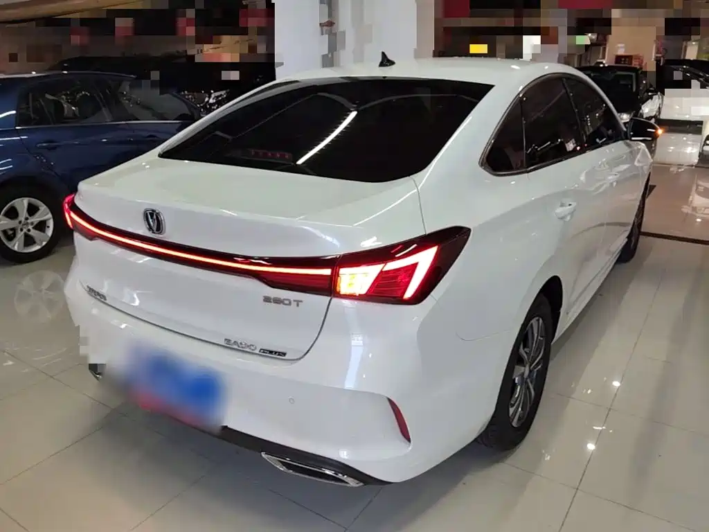 Changan Eado — миниатюра 7