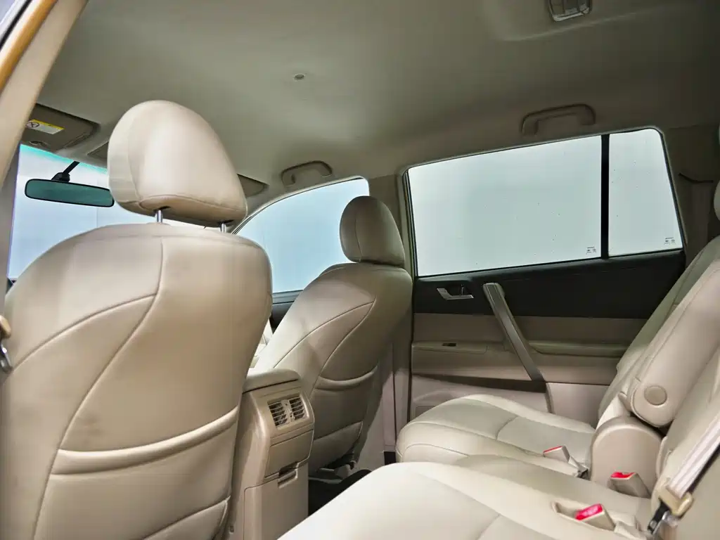 Toyota Highlander — миниатюра 20