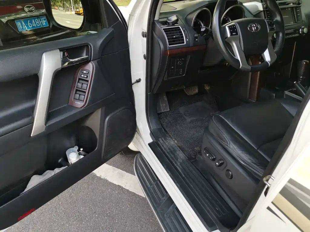 Toyota Prado — миниатюра 17