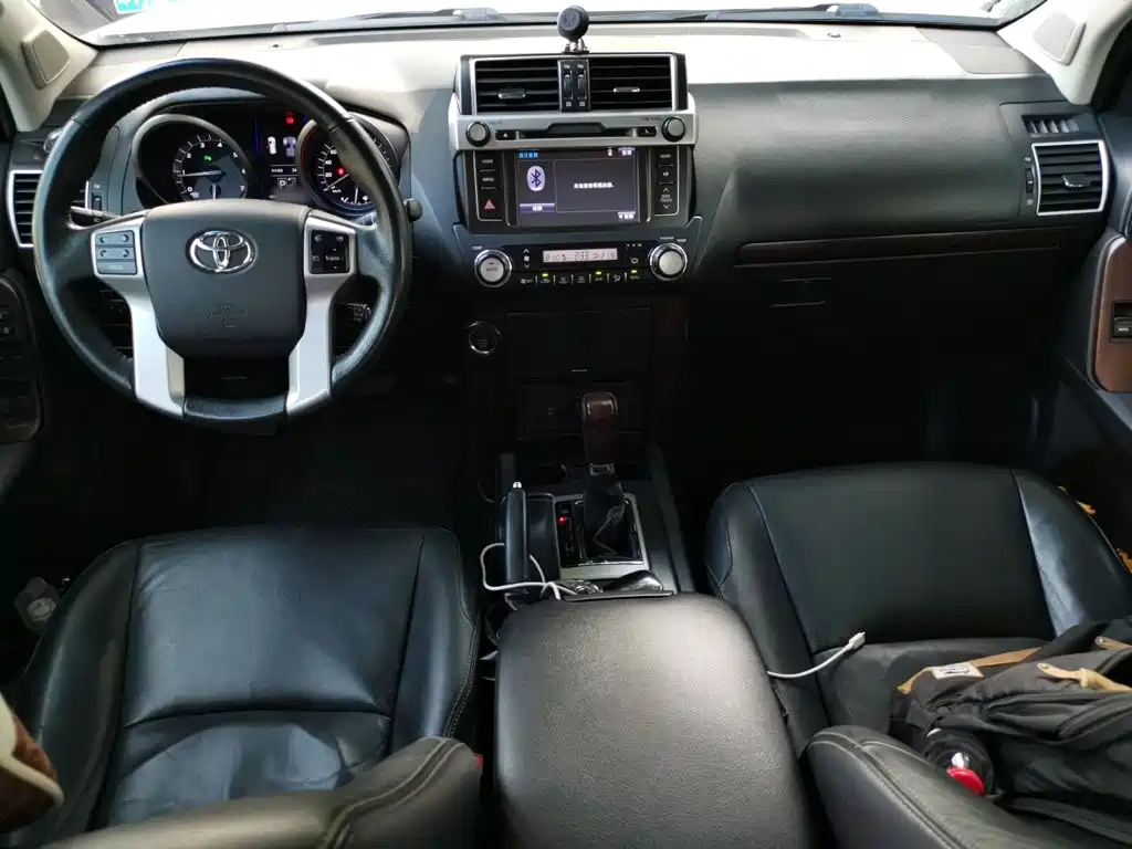 Toyota Prado — миниатюра 10