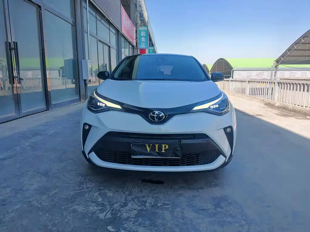 TOYOTA C HR