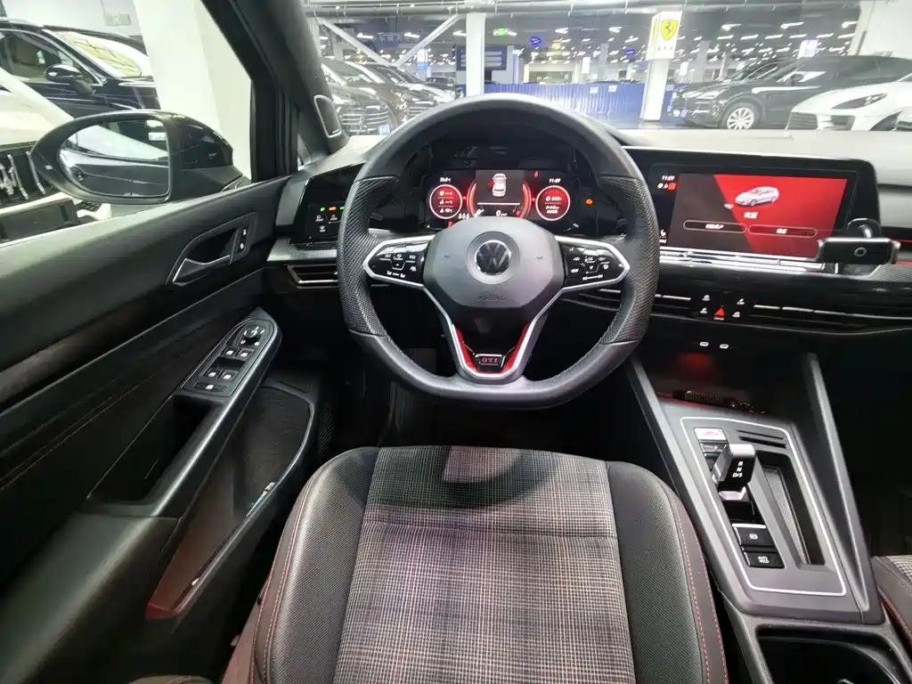Volkswagen Golf GTI GTI 2021 380TSI DSG GTI
